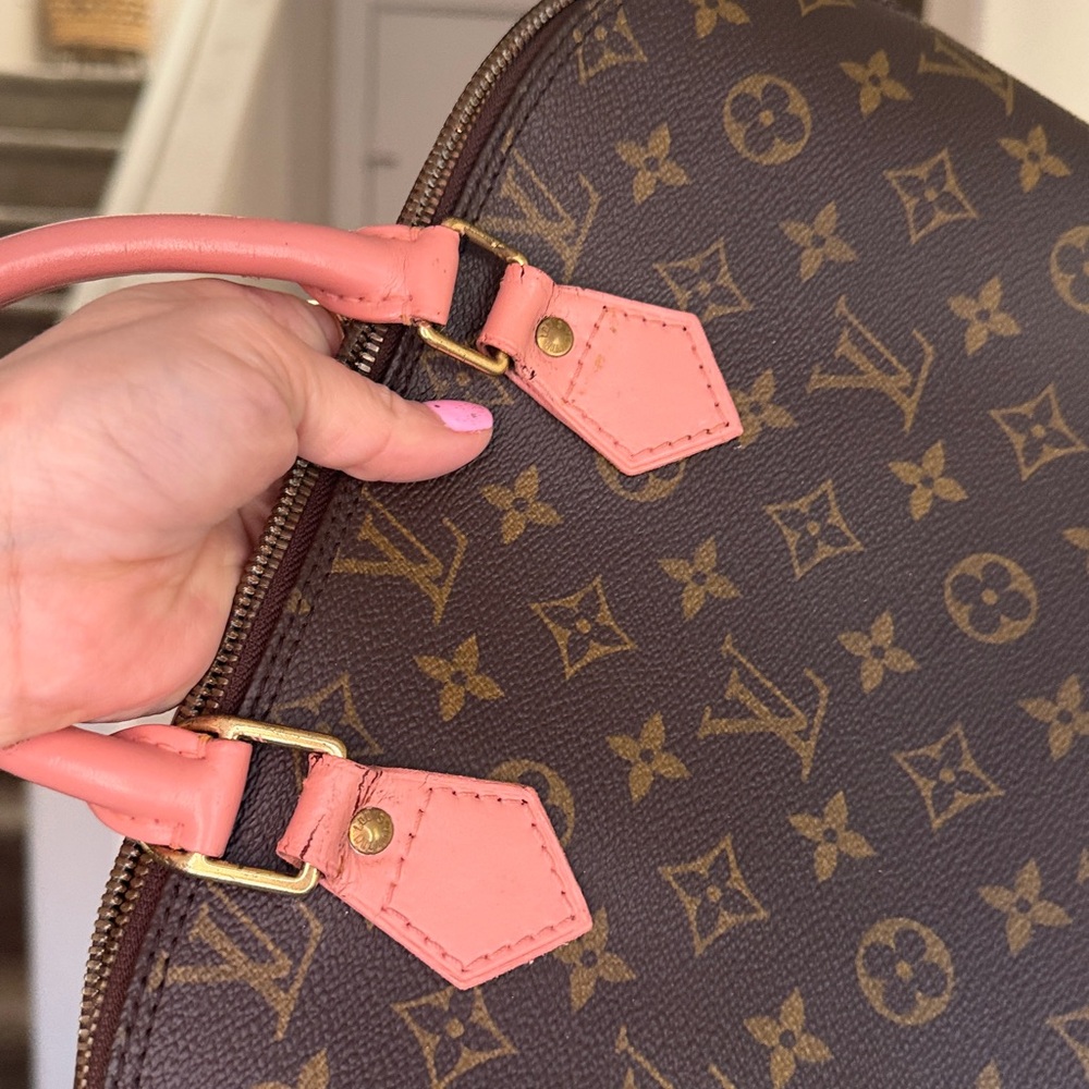 Louis Vuitton Alma - Picture 13 of 13